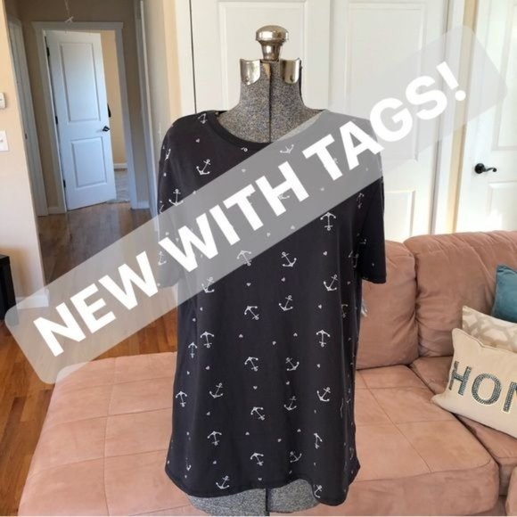 S while anchor pink heart crew neck graphic tee - Picture 3 of 6